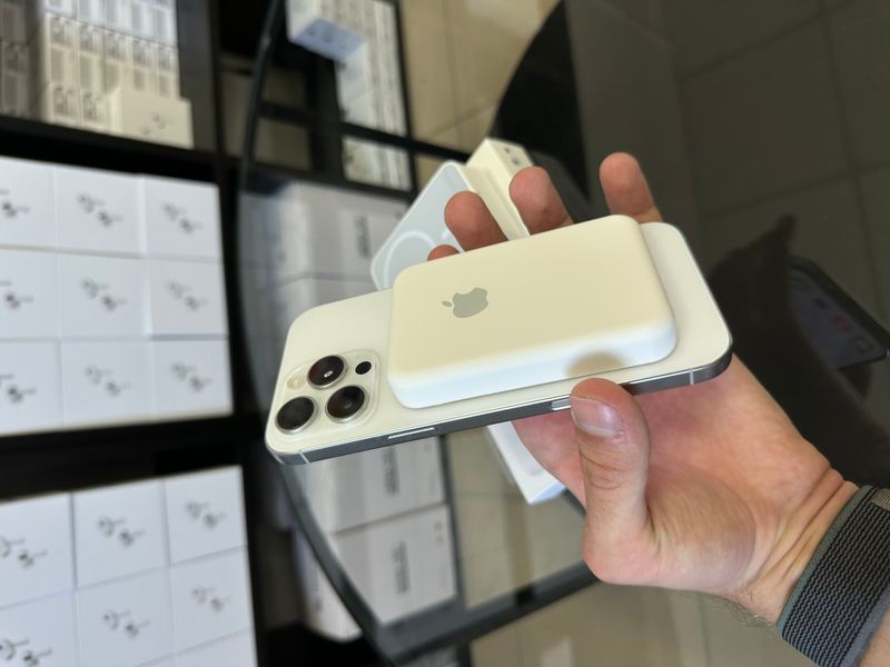 MagSafe Battery Pack 5000 mAh повербанк із бездротовою зарядкою 13907 фото