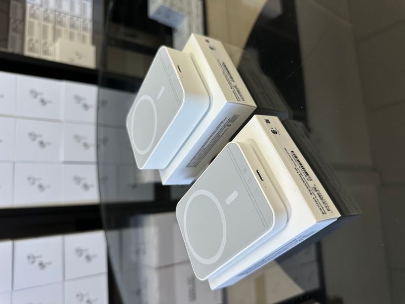 MagSafe Battery Pack 5000 mAh повербанк із бездротовою зарядкою 13907 фото